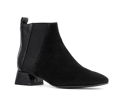 Travis Bootie
