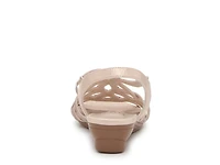 Raquel Sandal