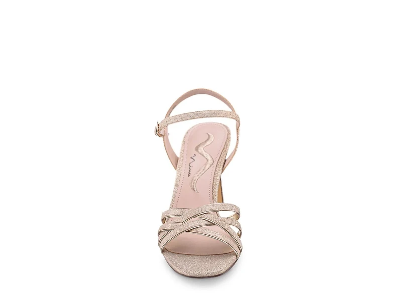 Amina Sandal
