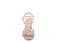 Amina Sandal