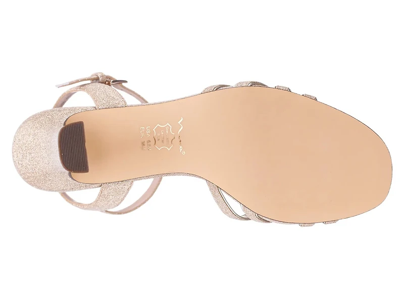 Amina Sandal
