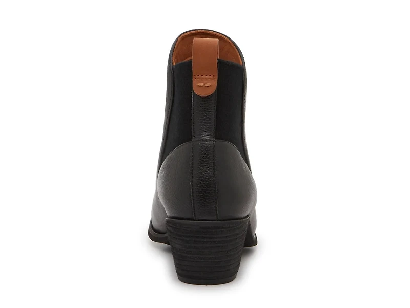 Clint Bootie