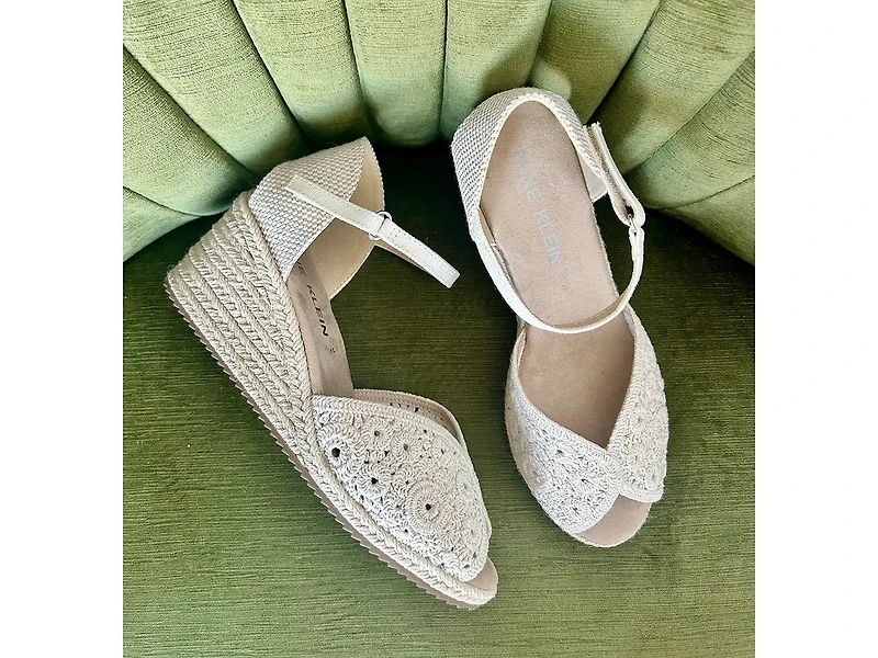 Zippy Wedge Sandal