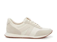 Milan Hands-Free Sneaker