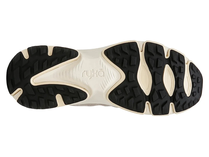 Devotion X TR Trail Walking Sneaker