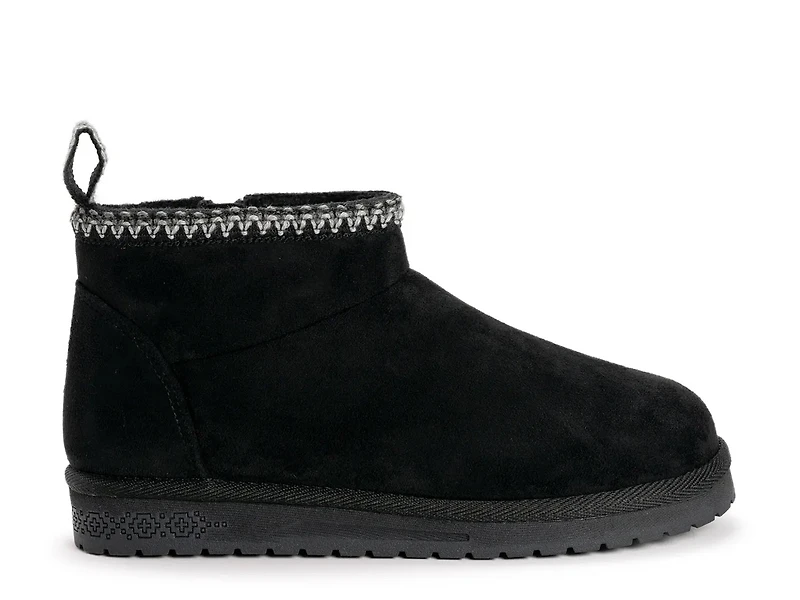 Larissa Bootie