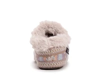 Colette Slipper
