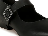 Vernis Mary Jane Flat