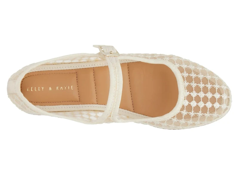 Giselle Mary Jane Flat