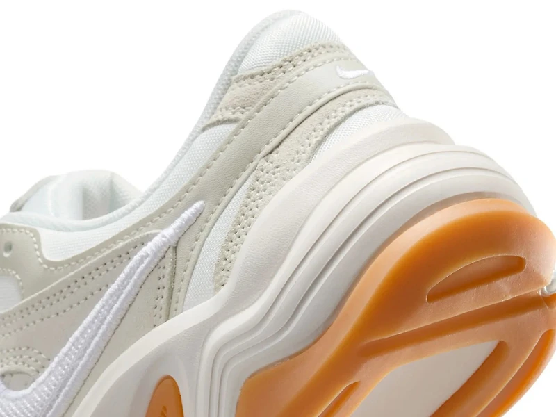 AL8 Sneaker
