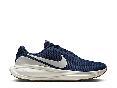 Revolution 8 Running Shoe