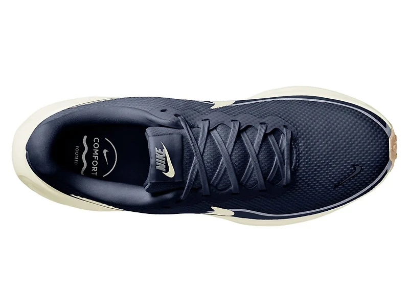 Revolution 8 Running Shoe