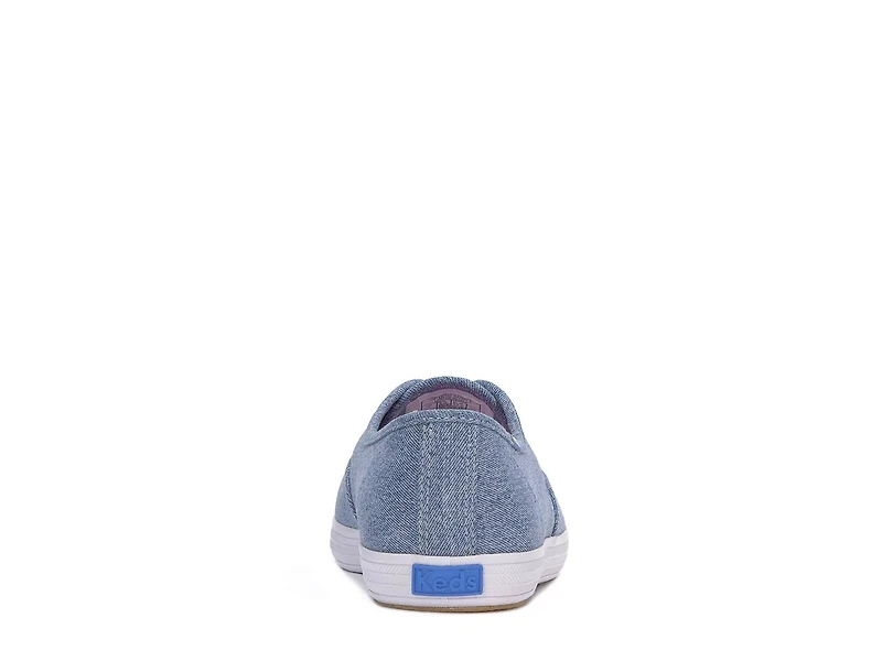 Point Low Sneaker - Women's