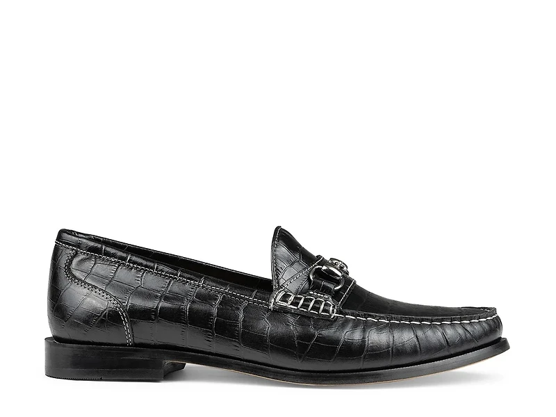 Nickolas Loafer