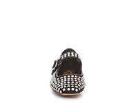 Michaela Mary Jane Flat