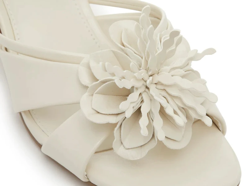 Florah Sandal
