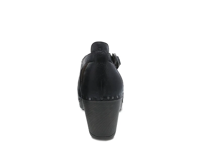 Sassy Clog