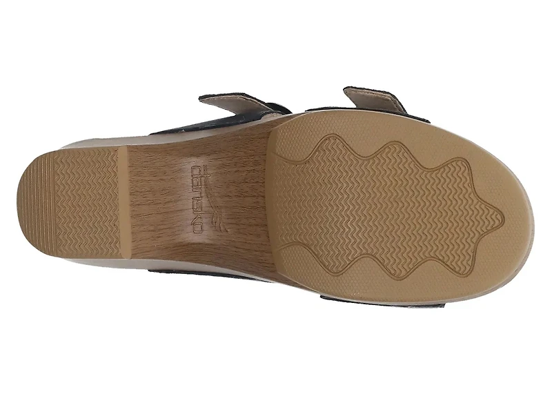 Sophie Sandal