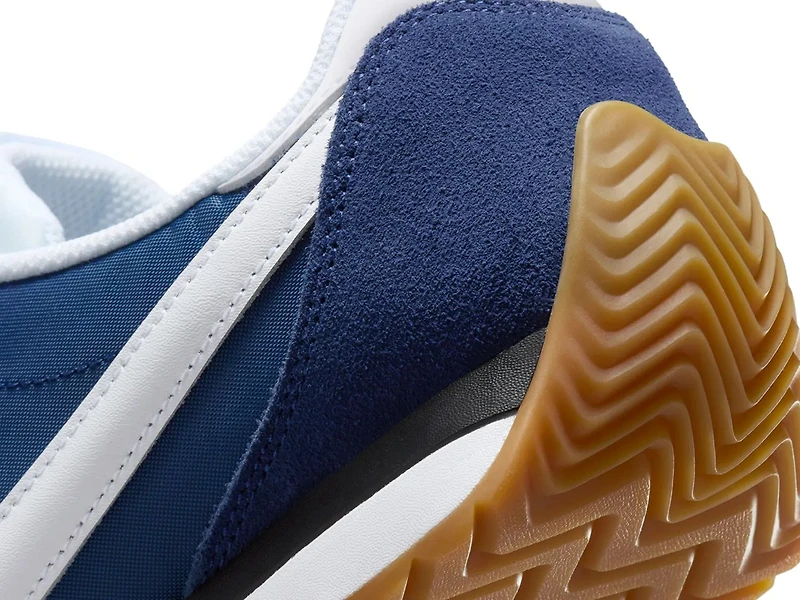 Pacific Sneaker