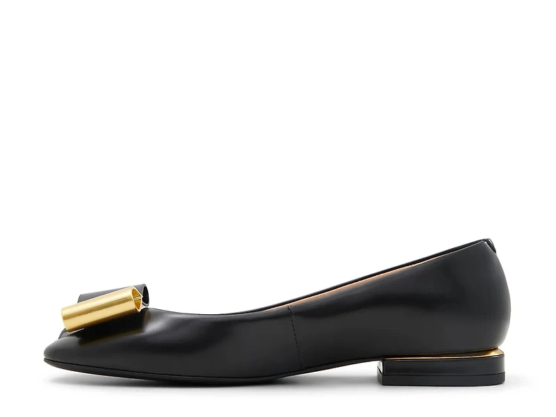 Daria Flat