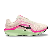 Winflo 11 Running Shoe - Women's