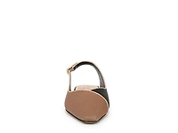 Raena Flat