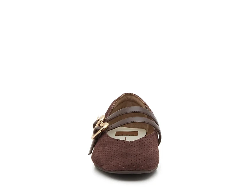 Aretha Mary Jane Flat