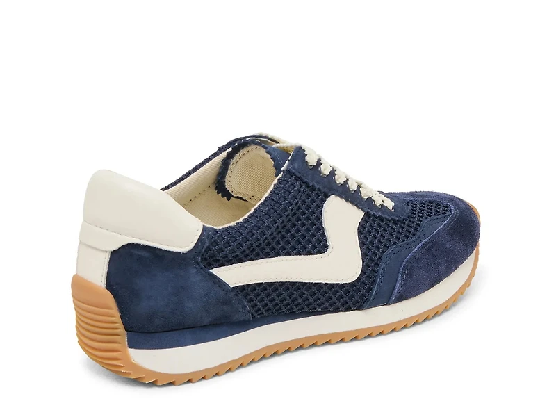 B.NTCD Sneaker