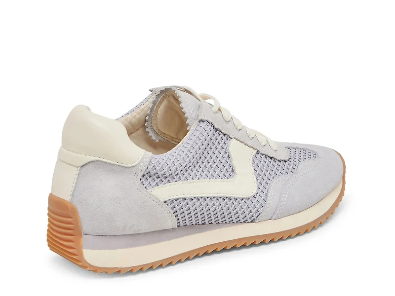 B.NTCD Sneaker