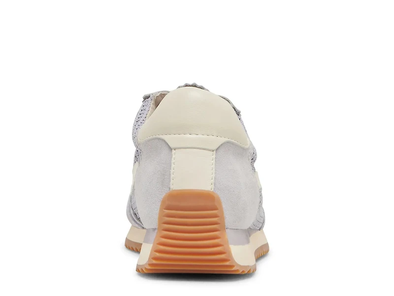 B.NTCD Sneaker