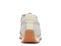B.NTCD Sneaker