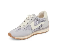 B.NTCD Sneaker
