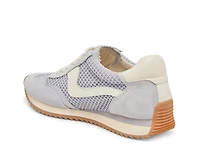 B.NTCD Sneaker