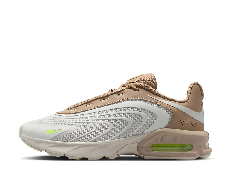 Air Max Fire Sneaker