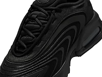 Air Max Fire Sneaker