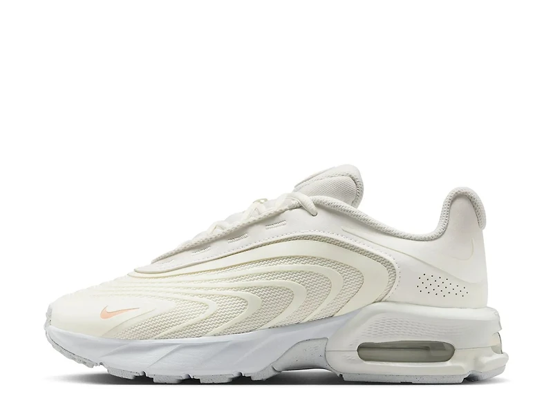 Air Max Fire Sneaker