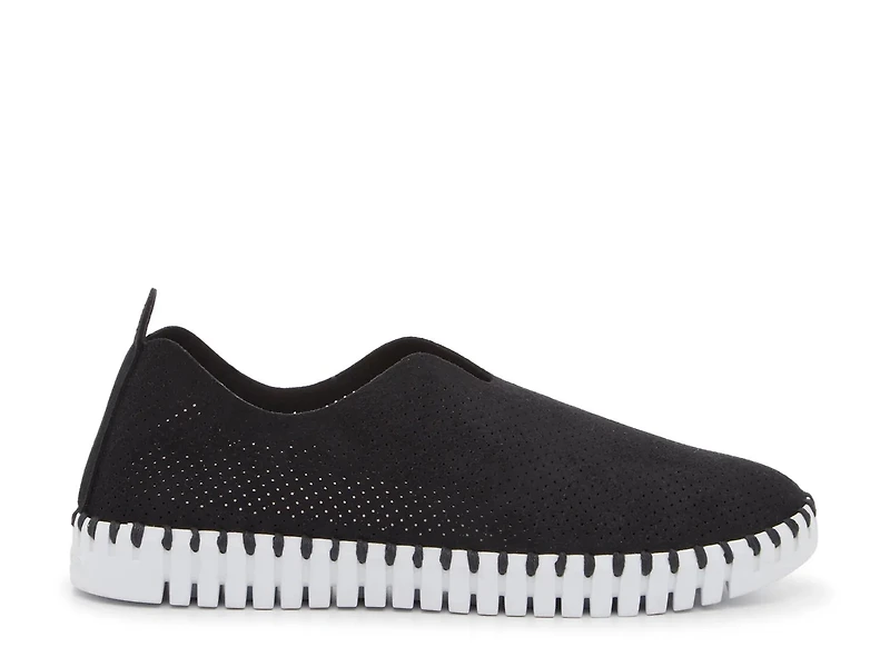 Tulip Slip-On
