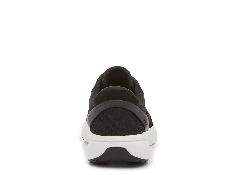Charlotte Hands-Free Sneaker