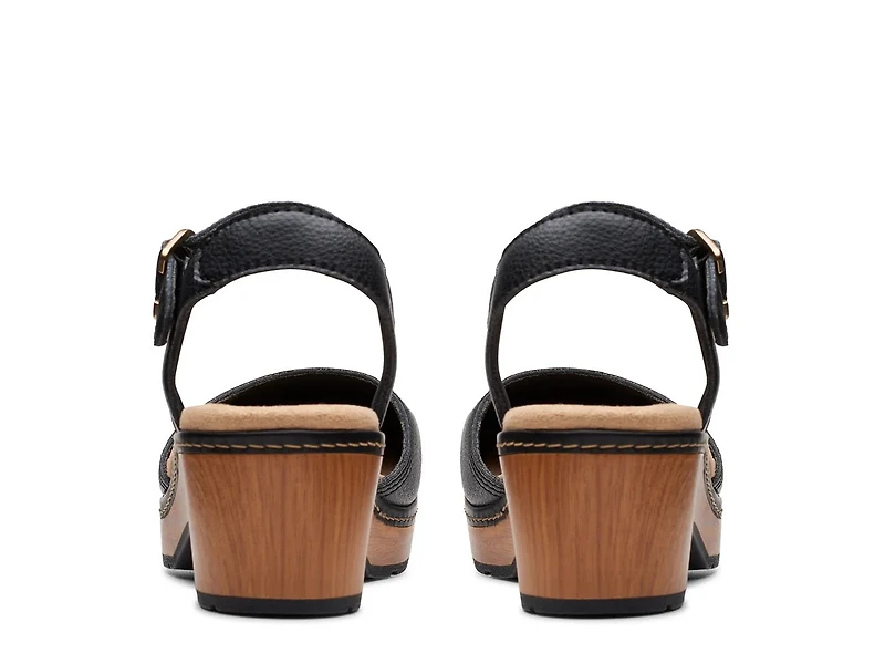 Paizlee Bay Clog