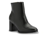 Lia Bootie