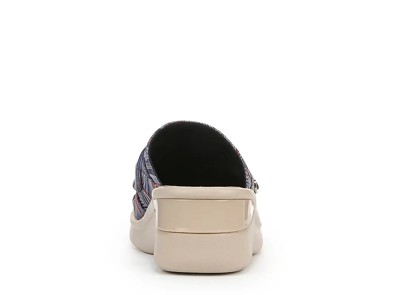 Smile Wedge Sandal