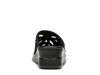 Susie Sandal