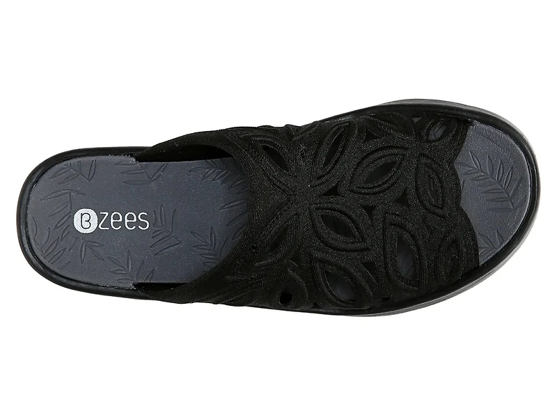 Susie Sandal