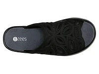 Susie Sandal