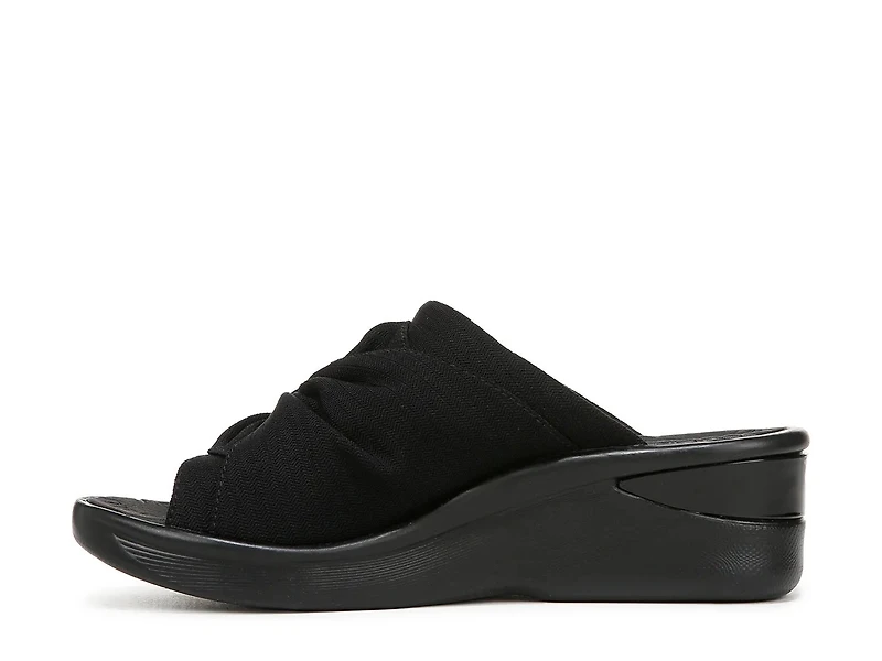 Smile Wedge Sandal