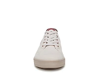 VIP Sneaker
