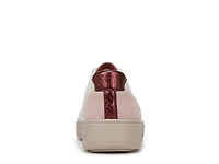 VIP Sneaker