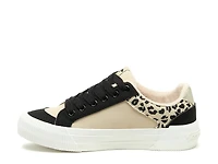 Cheery Sneaker