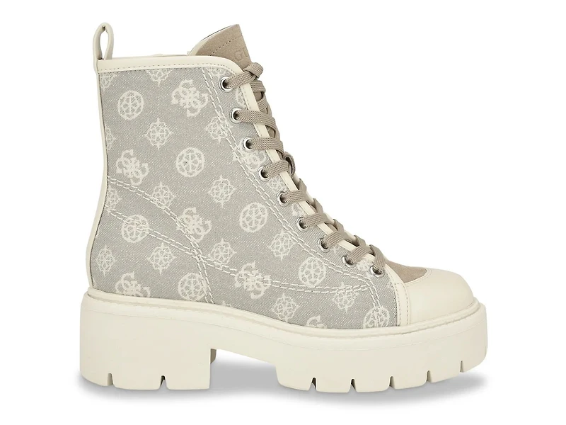 Shutter Bootie