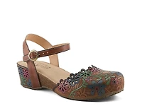 Aahna Wedge Clog